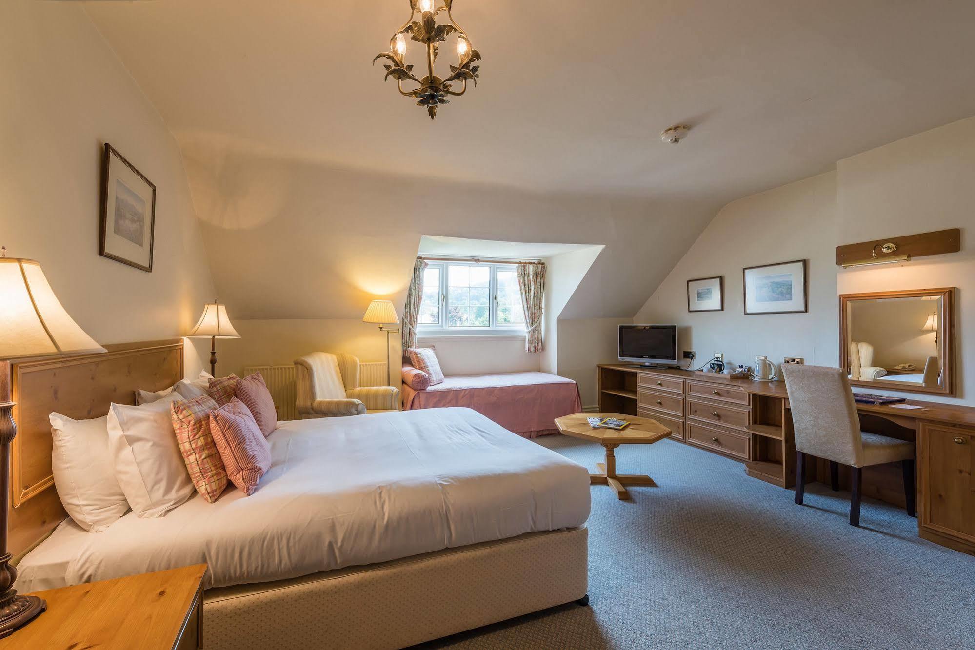 Colwall Park - Hotel, Bar & Restaurant Great Malvern Buitenkant foto